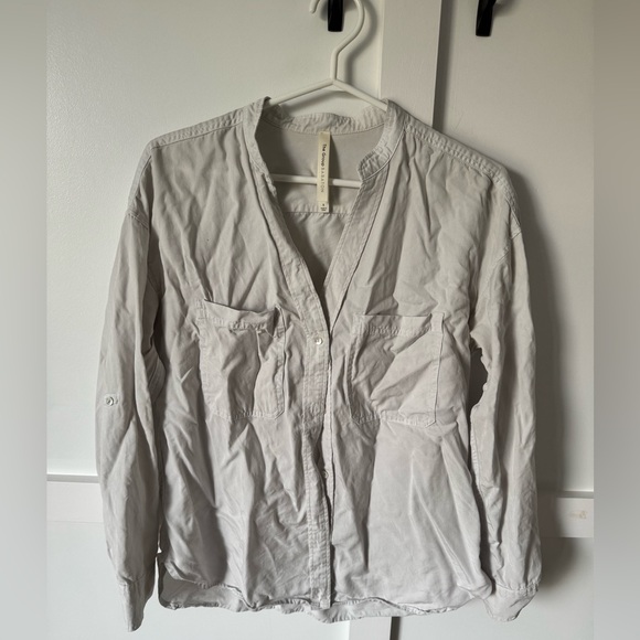 Babaton Utility Collarless Shirt - Picture 3 of 10